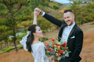 在一方涉嫌重婚的情況下，另一方應(yīng)該怎么辦？是否...