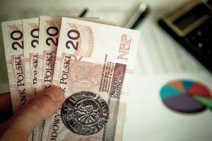 解除勞動關系取得補償金要繳納個稅嗎？