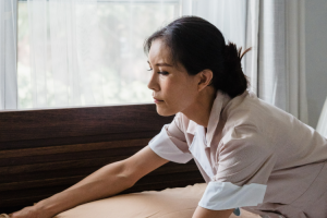 如果我的客戶拒絕支付服務(wù)費用，我可以采取什么措...