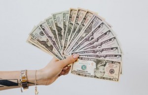 這四種人不能借錢給他，告到法院可能都要不回來