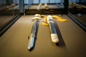 古代俠士都是仗劍走天涯嗎？真那樣牢底坐穿。